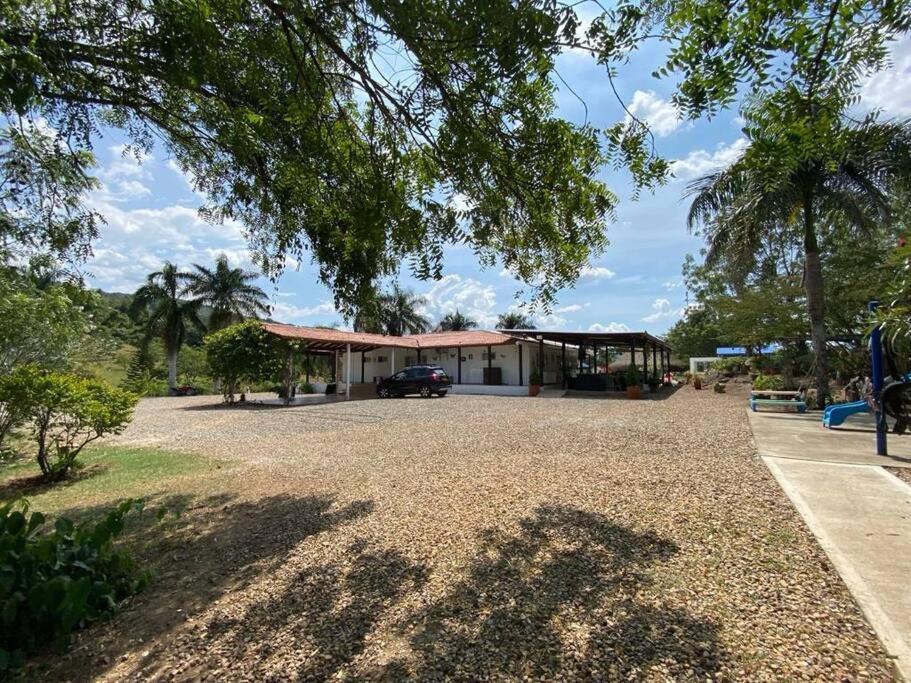 Finca Campestre Con Hermosa Vista Anapoima Bagian luar foto