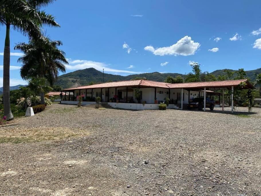 Finca Campestre Con Hermosa Vista Anapoima Bagian luar foto